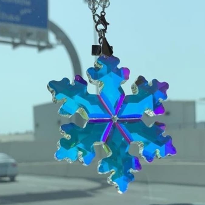 سنوفليك رينبو Snowflake Rainbow