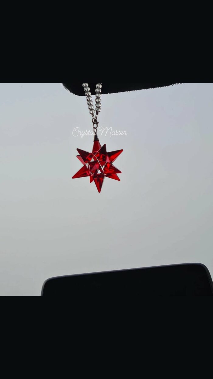 النيزك أحمر